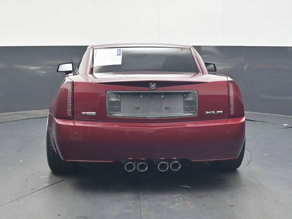 Used 2006 Red Cadillac Base image 5
