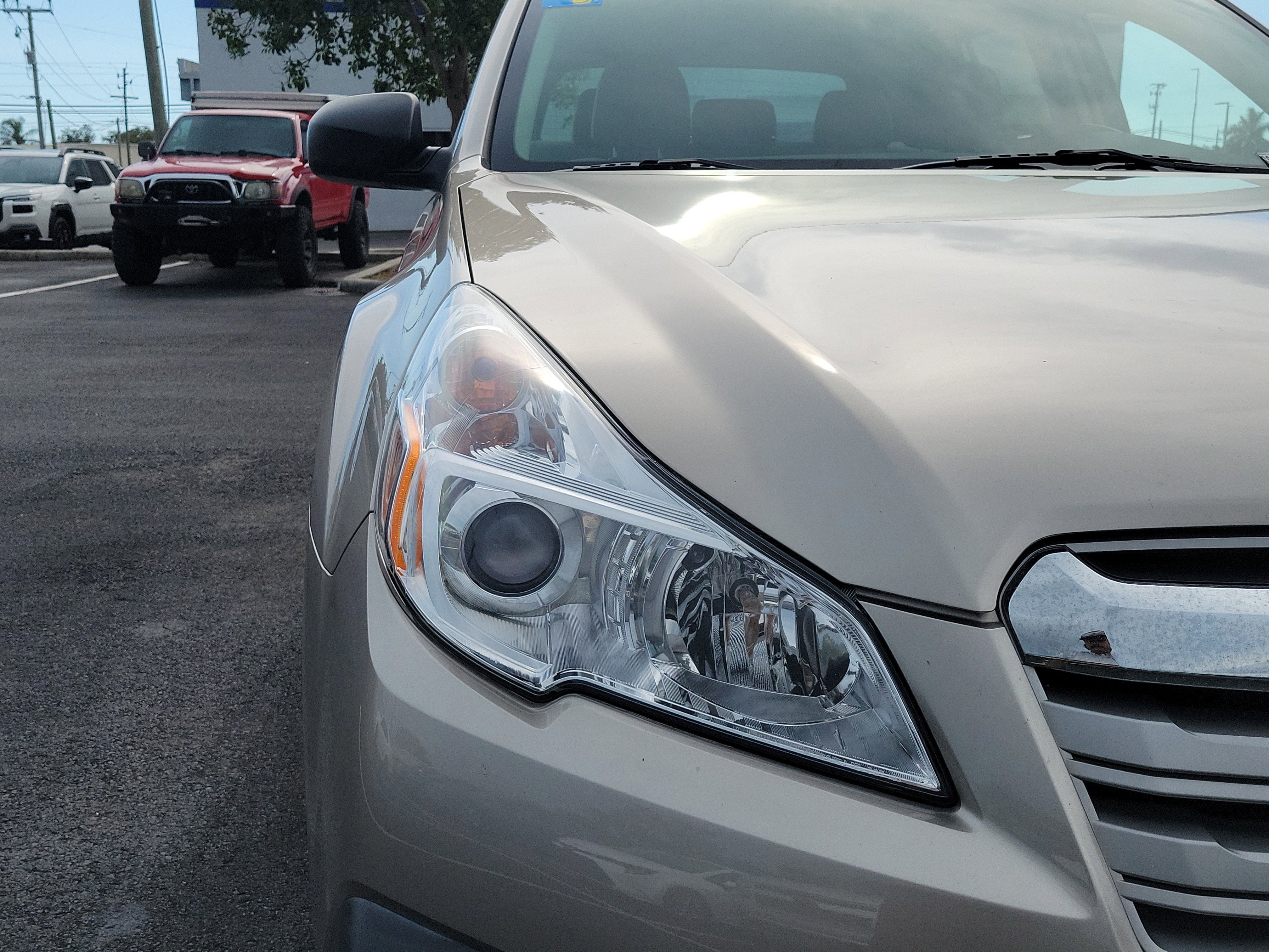 Used 2014 Tungsten Metallic Subaru 2.5i image 7