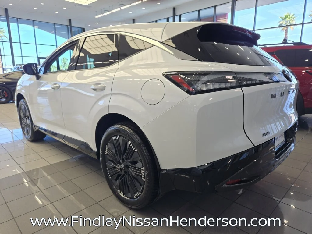 New 2026 White Nissan Platinum image 3