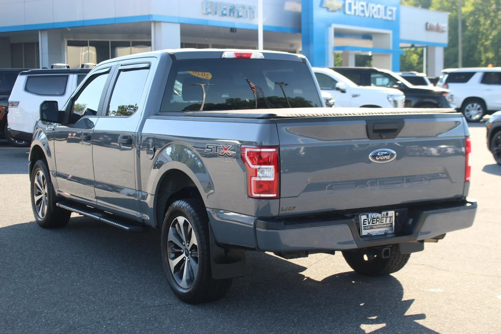 Used 2020 Grey Ford XL image 5