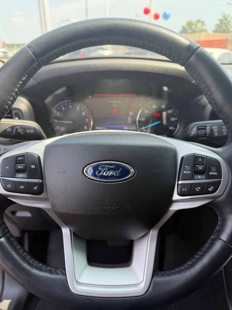 Used 2022 Black Ford XLT image 20