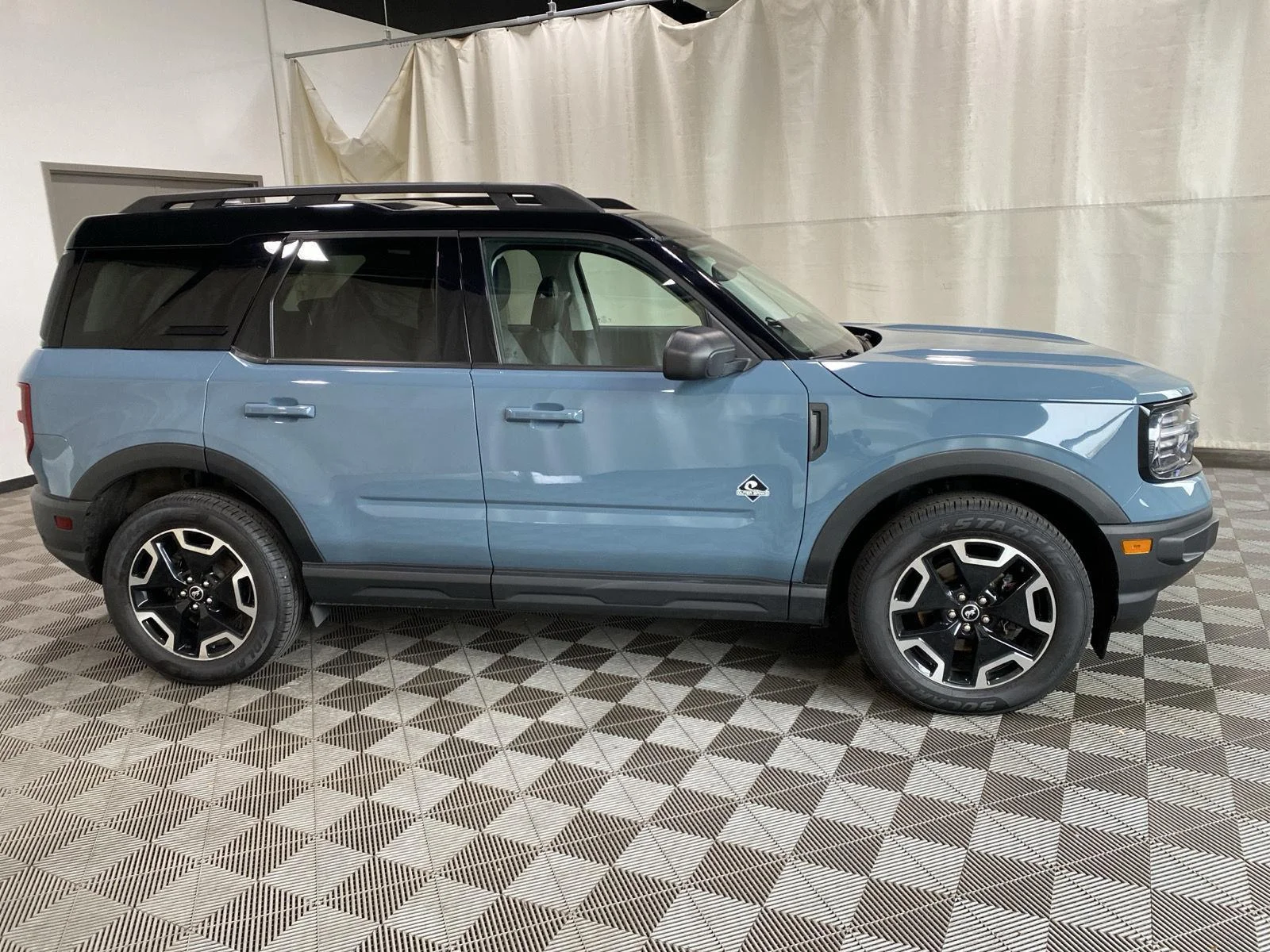 Used 2022 Area 51 Ford Outer Banks image 9