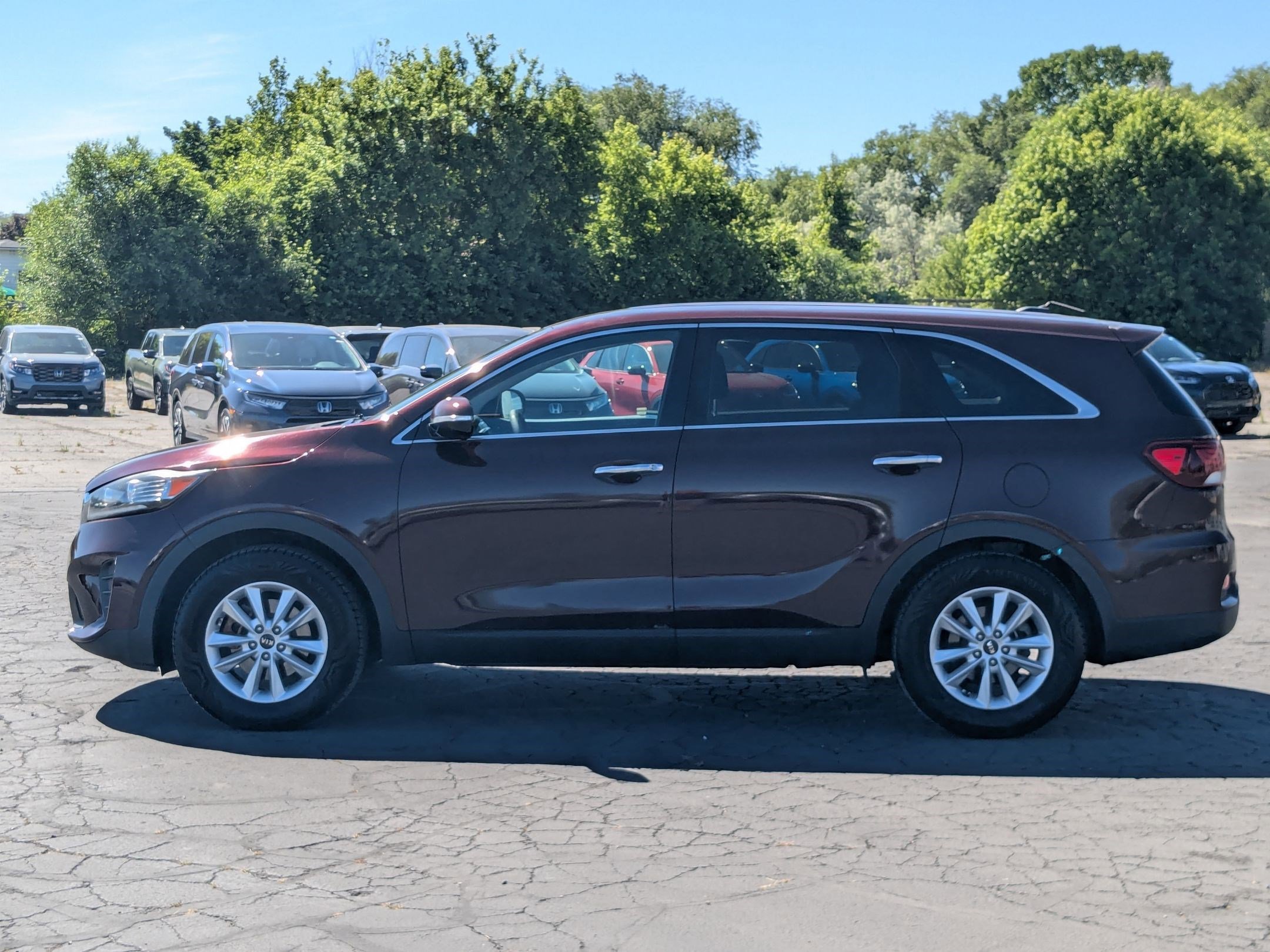Used 2020 Sangria Kia LX V6 image 7