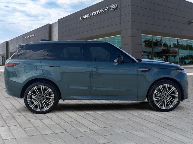 Certified Used 2025 Green Land Rover Dynamic SE image 6