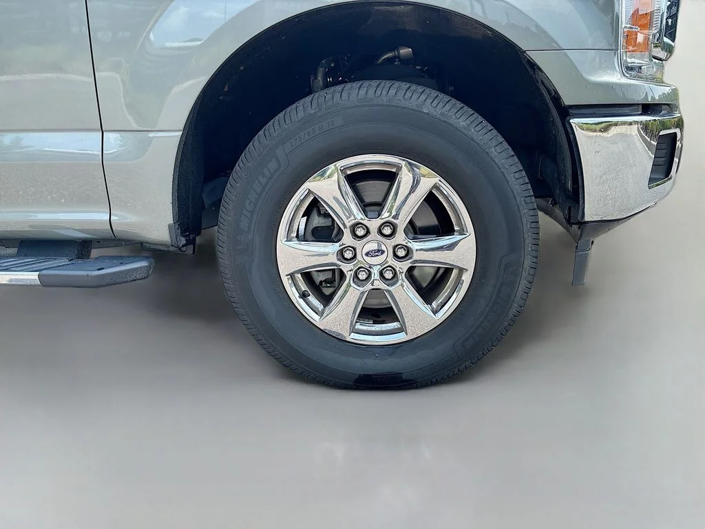 Used 2019 Silver Spruce Metallic Ford XLT image 10