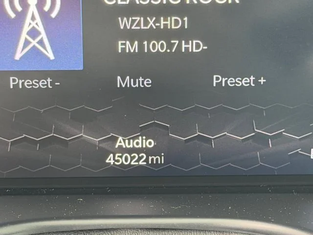 Certified Used 2022 Gray Jeep Limited image 25