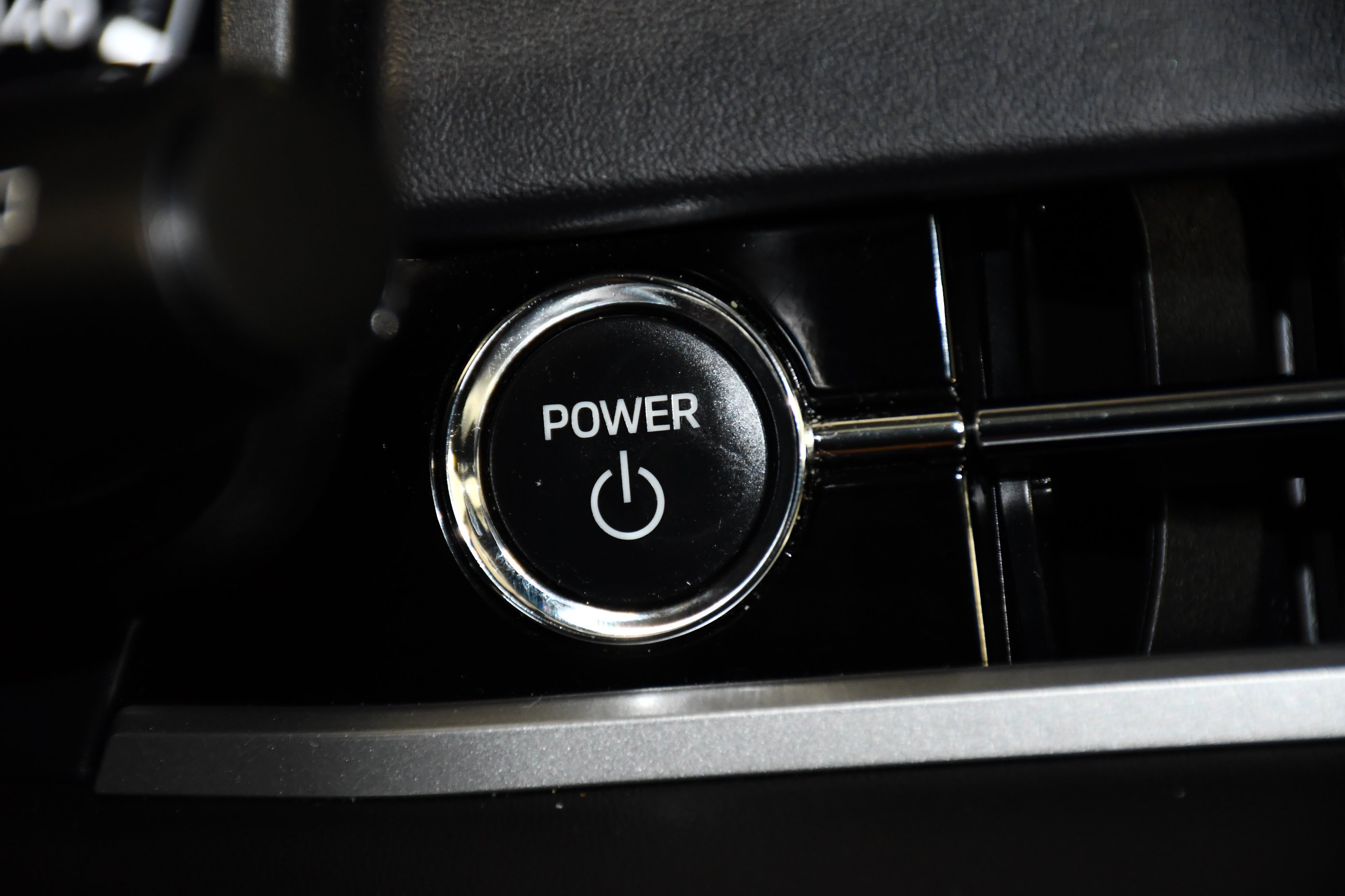 Certified Used 2024 Black Diamond Mitsubishi SE image 24