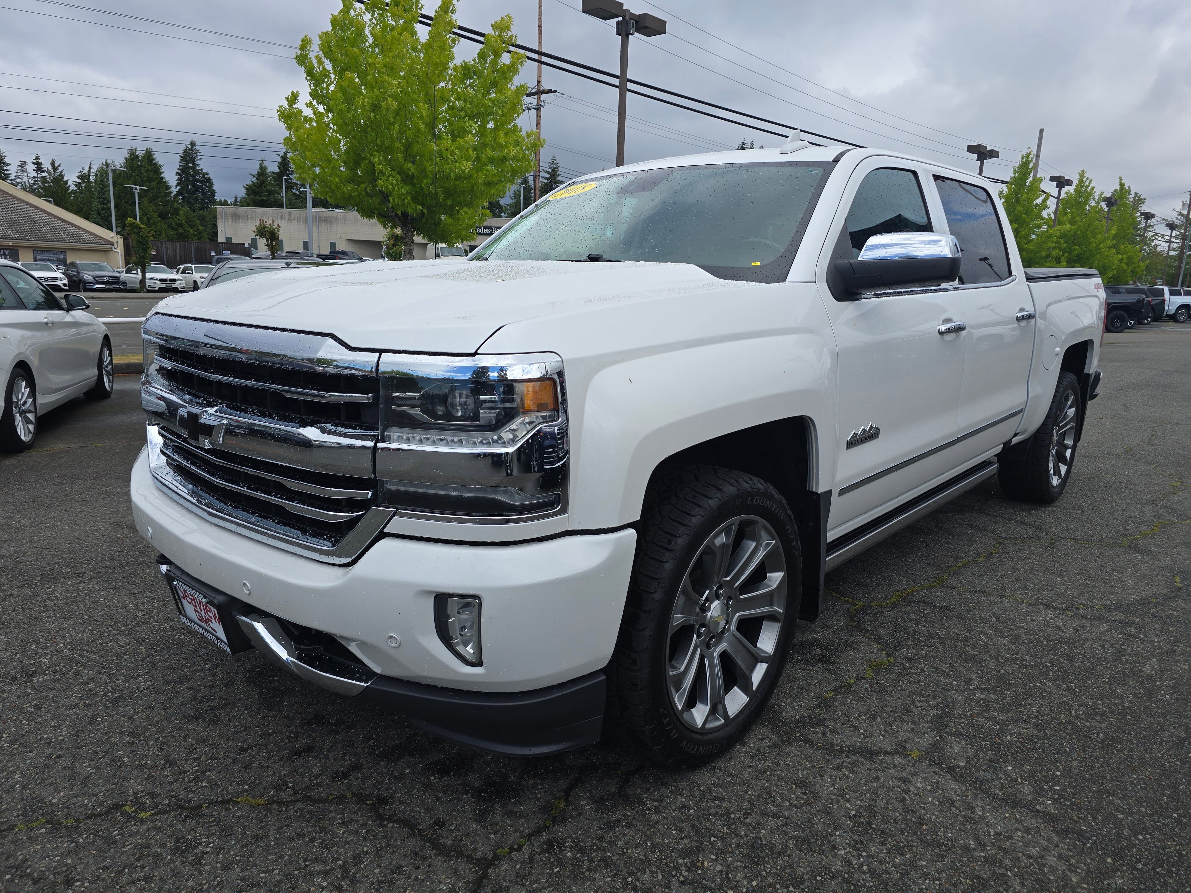Used 2018 IRIDESCENT PEARL TRICOAT Chevrolet High Country image 7