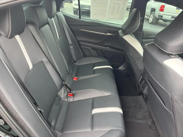 2025 Toyota Camry SE - Photo 23