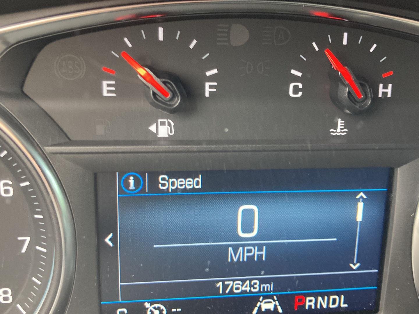Used 2024 Summit White Chevrolet LT image 17