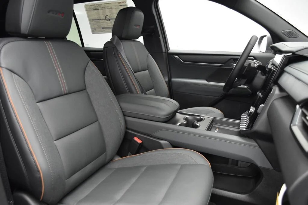 2026 GMC Acadia AT4 - Photo 27