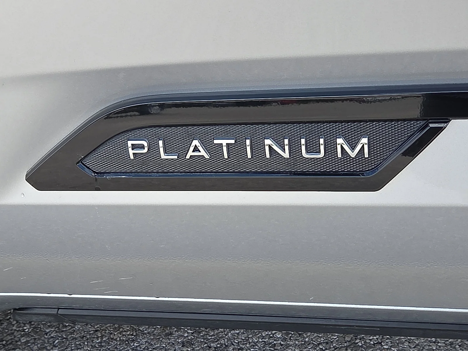 Used 2024  Toyota Platinum Hybrid image 8