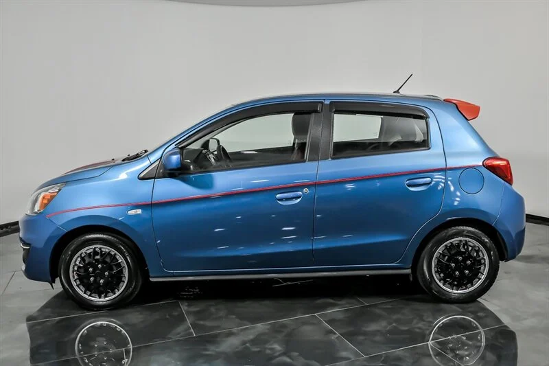 Used 2018 Sapphire Blue Mitsubishi ES image 6