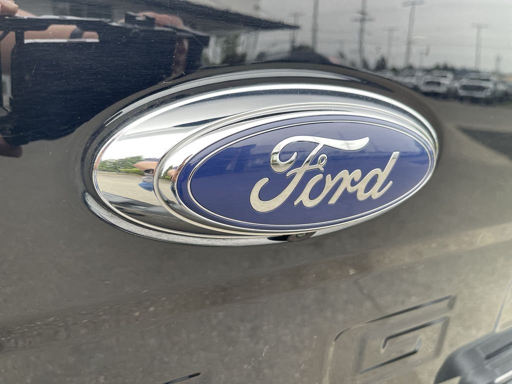 Used 2020 Black Ford Lariat image 31