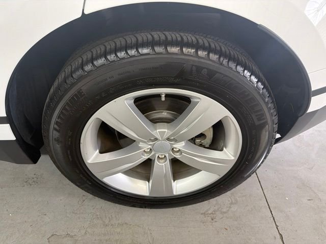 Used 2019 Fuji White Land Rover S image 20