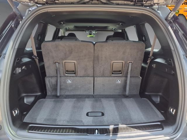 New 2026 Baltic Gray Metallic Clear-Coat Exterior Paint Jeep Laredo X image 9