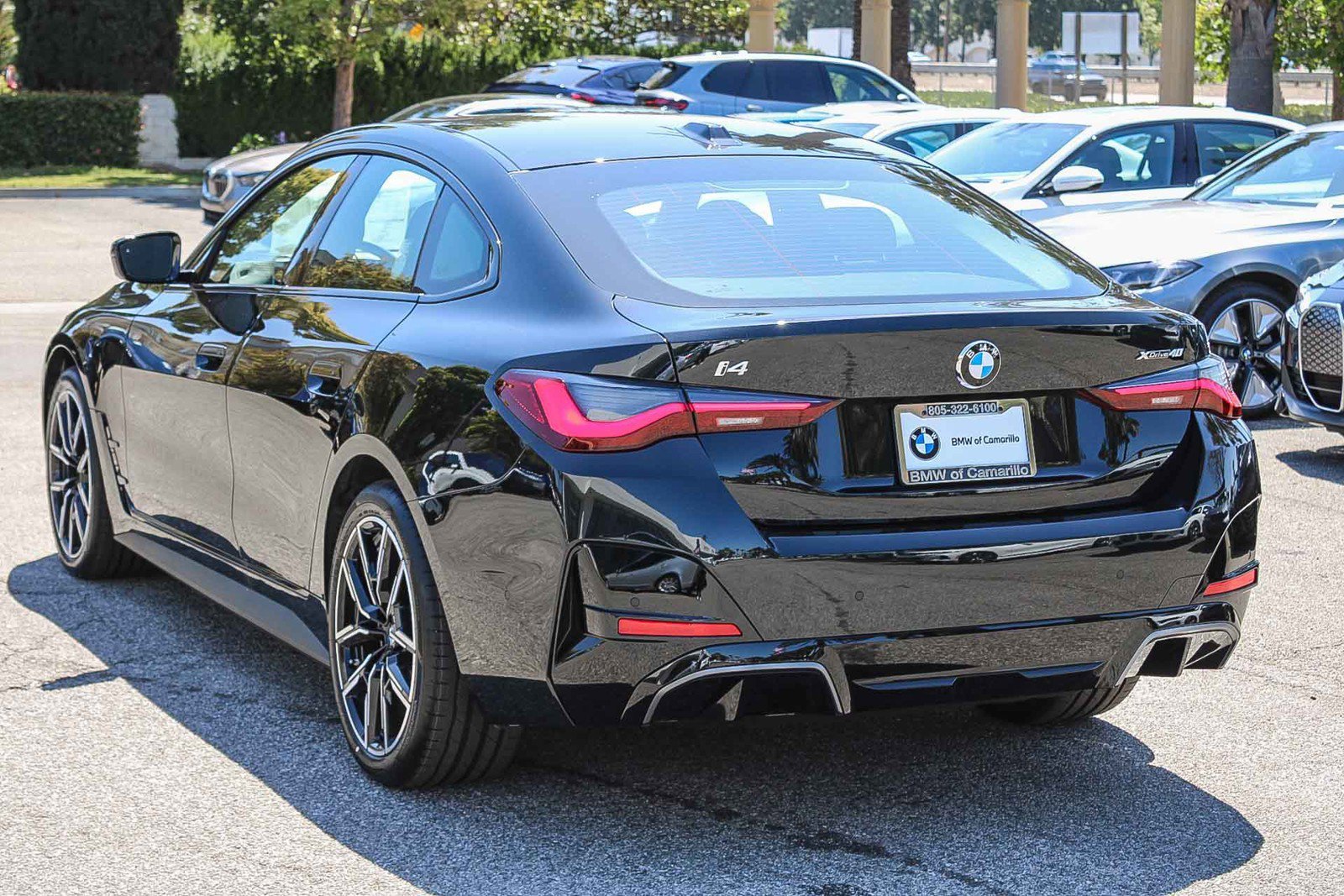 New 2026 Black Sapphire Metallic BMW xDrive40 image 4