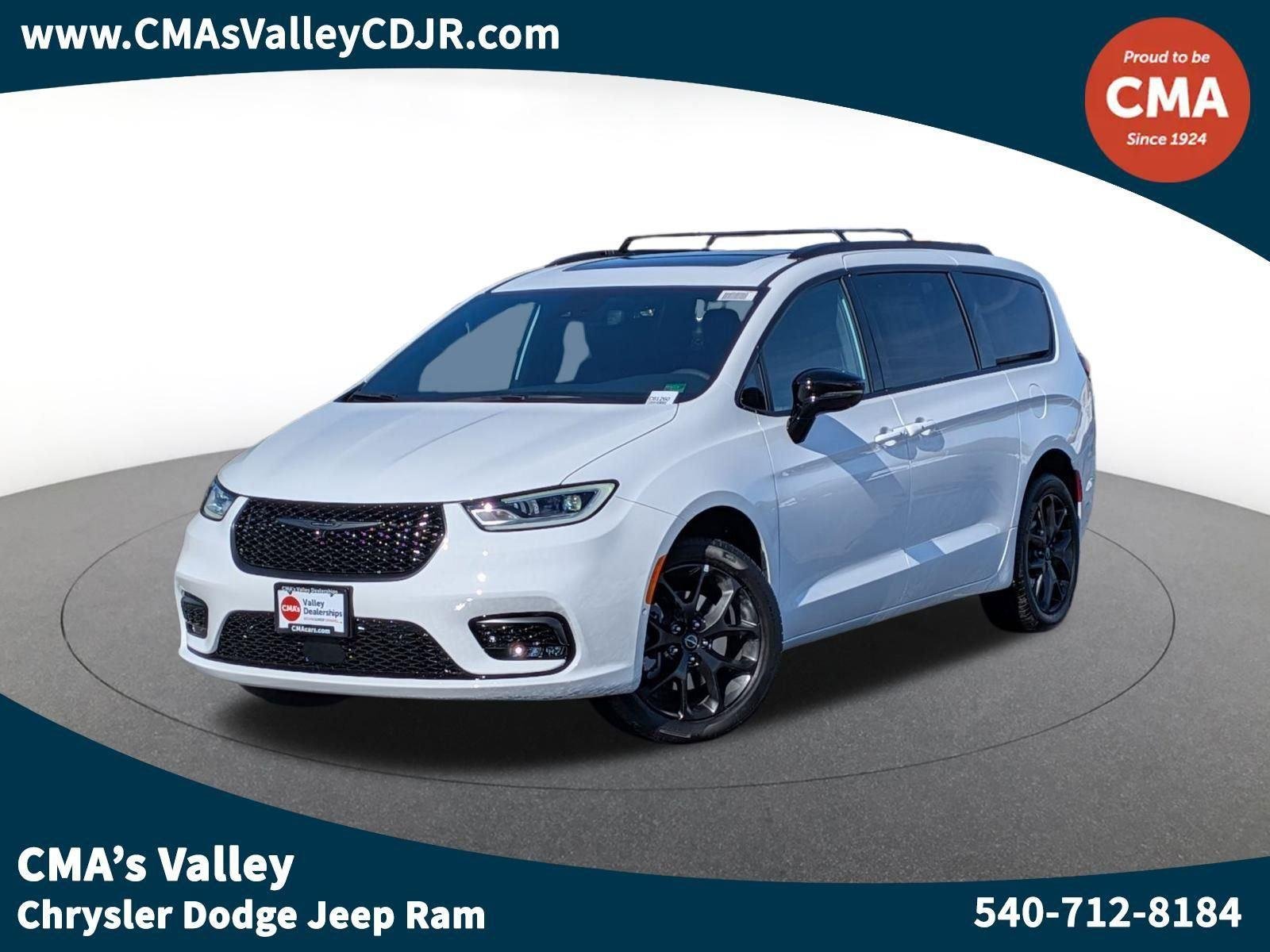 2026 Chrysler Pacifica Select AWD's photo