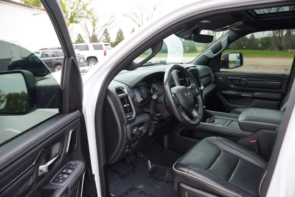 Certified Used 2022 White Ram Limited image 15
