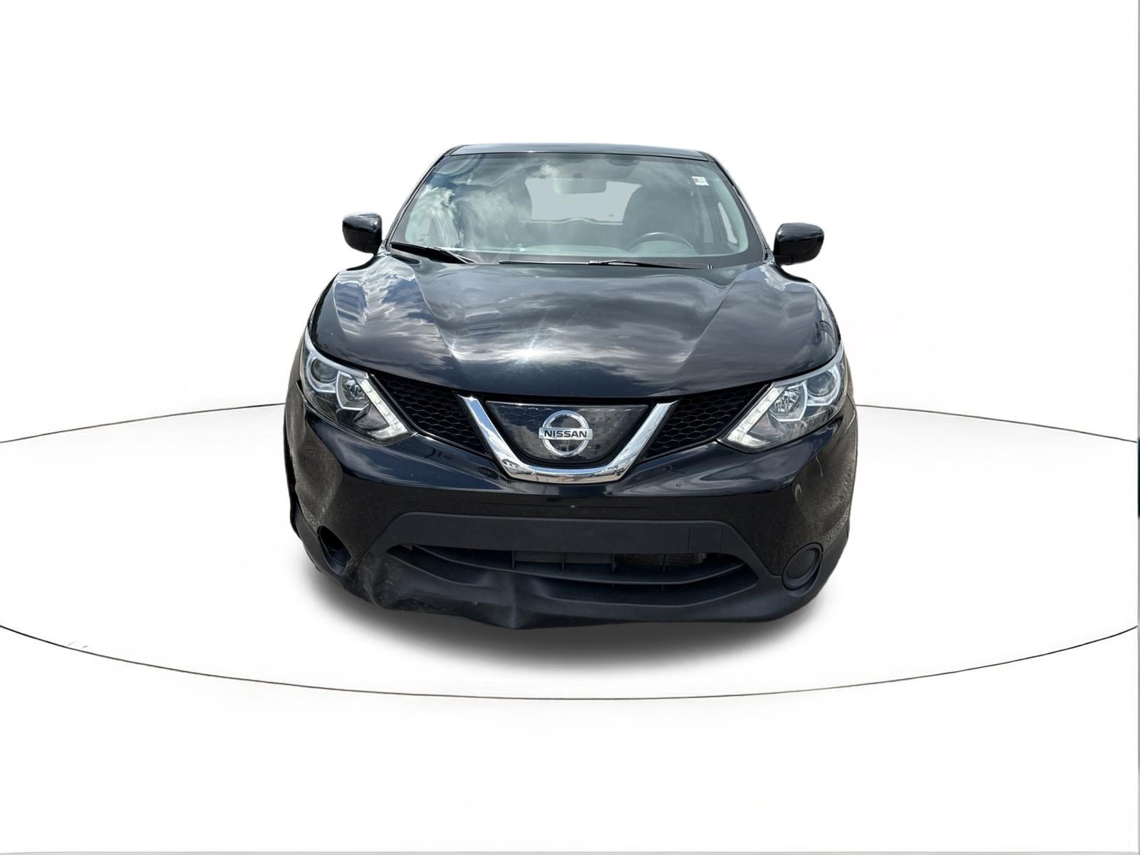 Used 2019 Magnetic Black Pearl Nissan S image 8