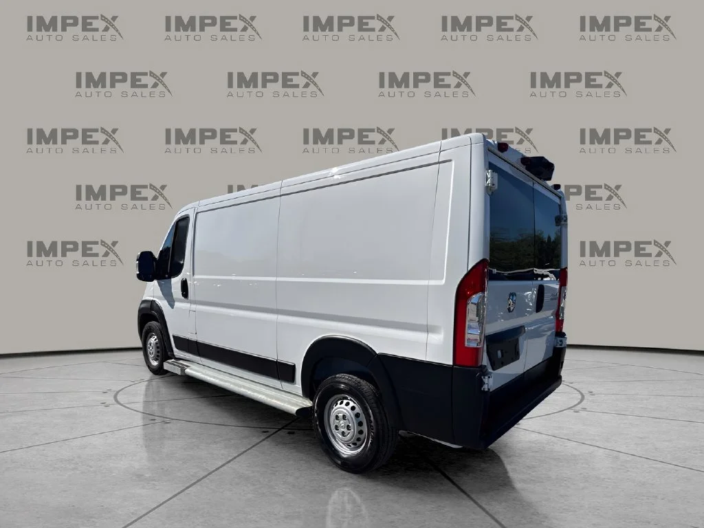 Used 2025 White Ram Base image 3