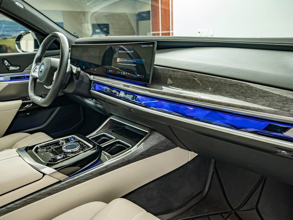Used 2024 Black Sapphire Metallic BMW eDrive50 image 40
