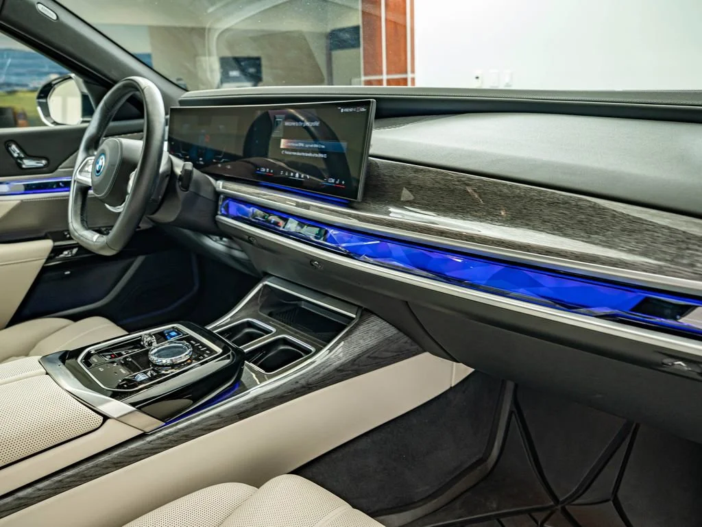 Used 2024 Black Sapphire Metallic BMW eDrive50 image 40