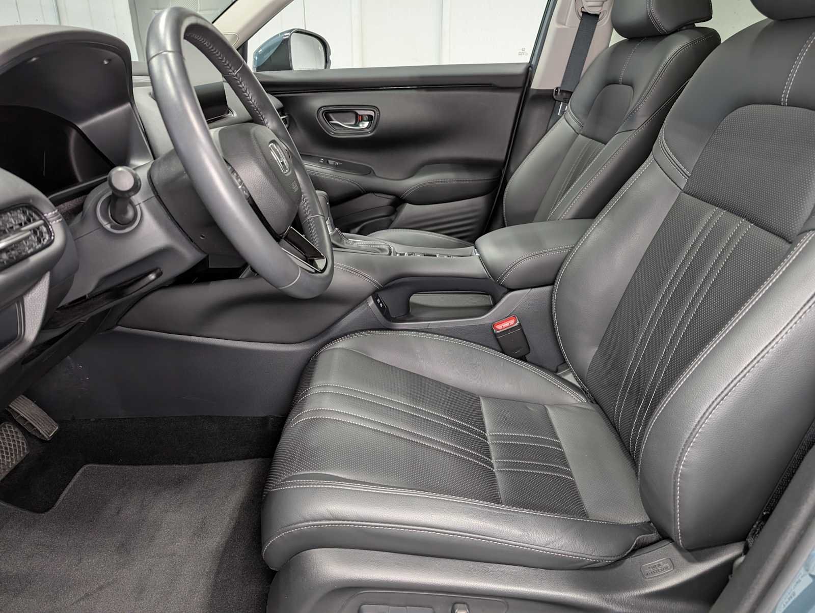 2024 Honda HR-V EX-L - Photo 4