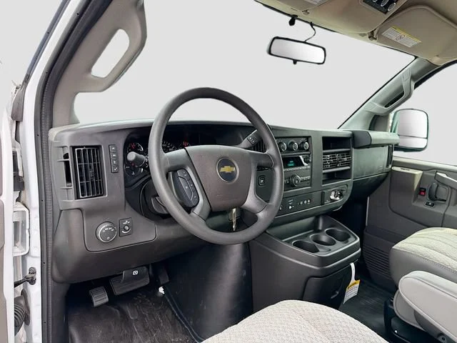 2025 Chevrolet Express Cargo Work Van - Photo 12