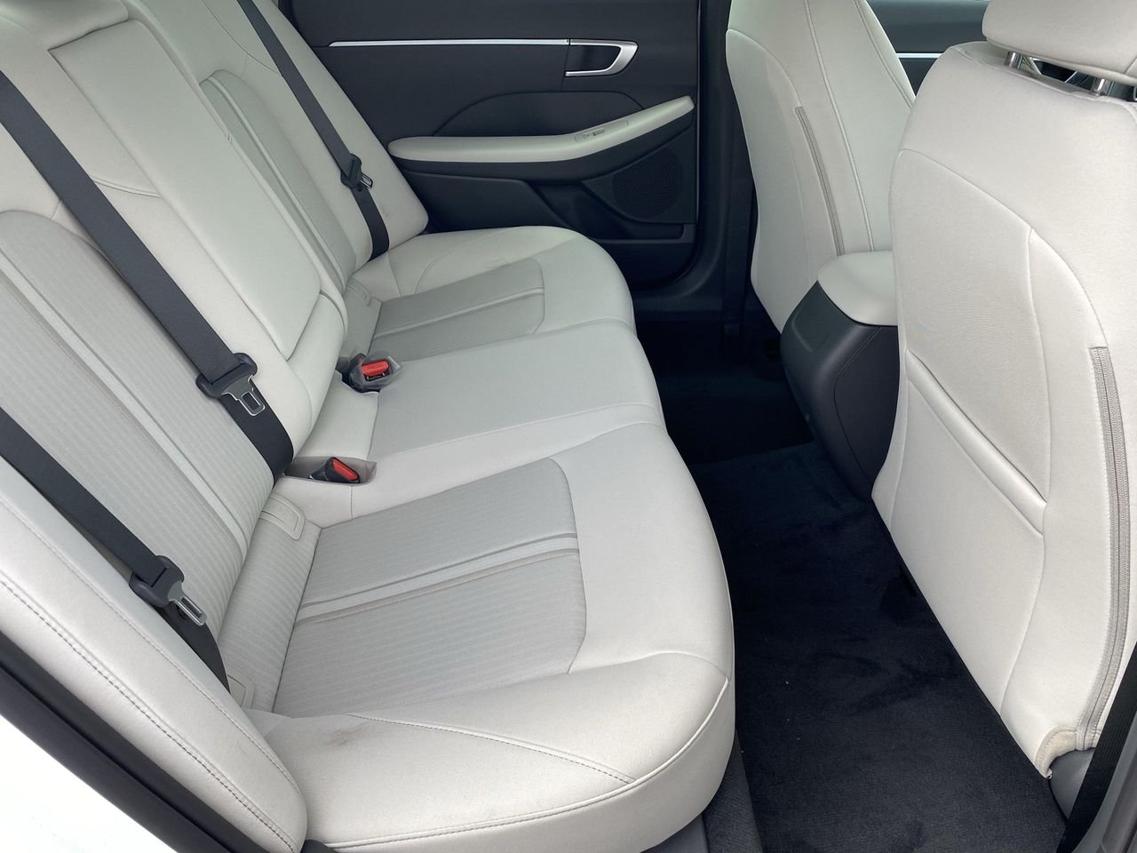 New 2026 Serenity White Hyundai SEL Sport image 13