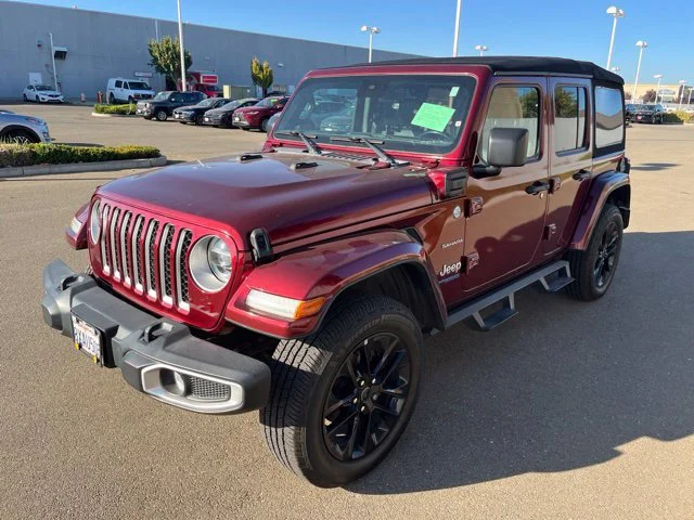 Used 2021 Snazzberry Pearlcoat Jeep Unlimited Sahara image 9