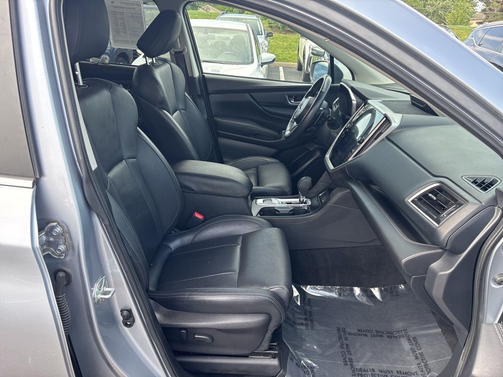 Certified Used 2023 Silver Subaru Limited image 10
