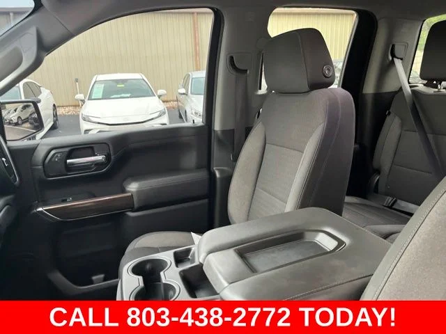 Used 2019 Red Chevrolet LT image 9