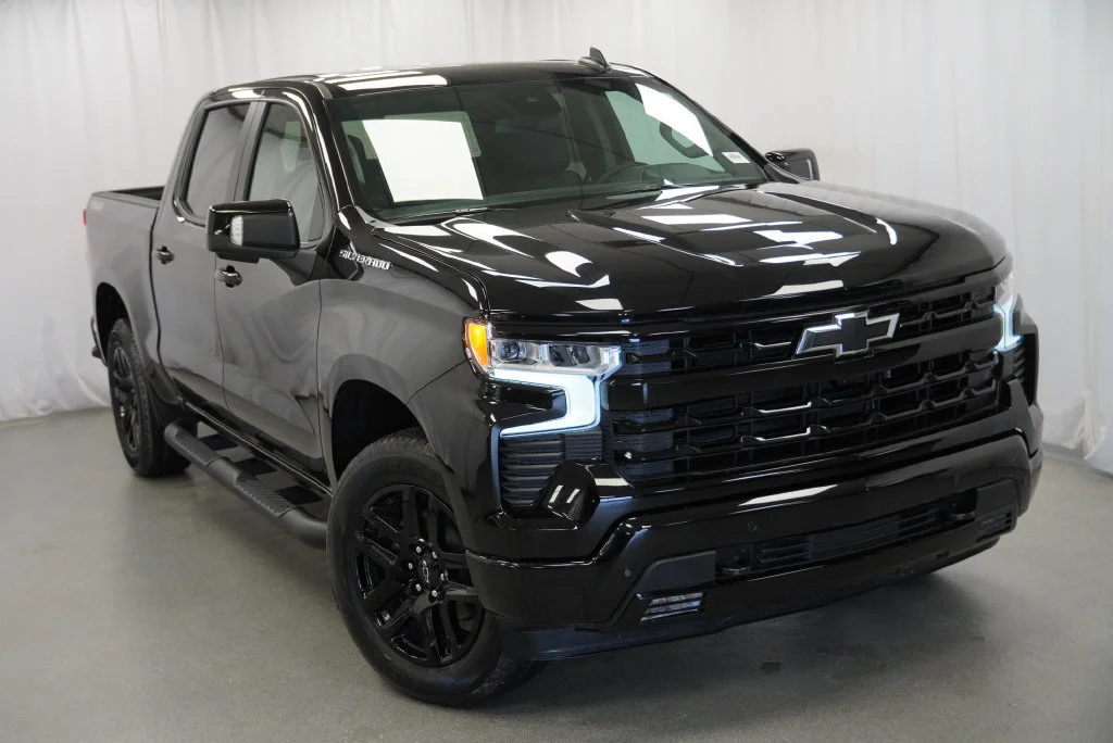 New 2026 Black Chevrolet RST image 34
