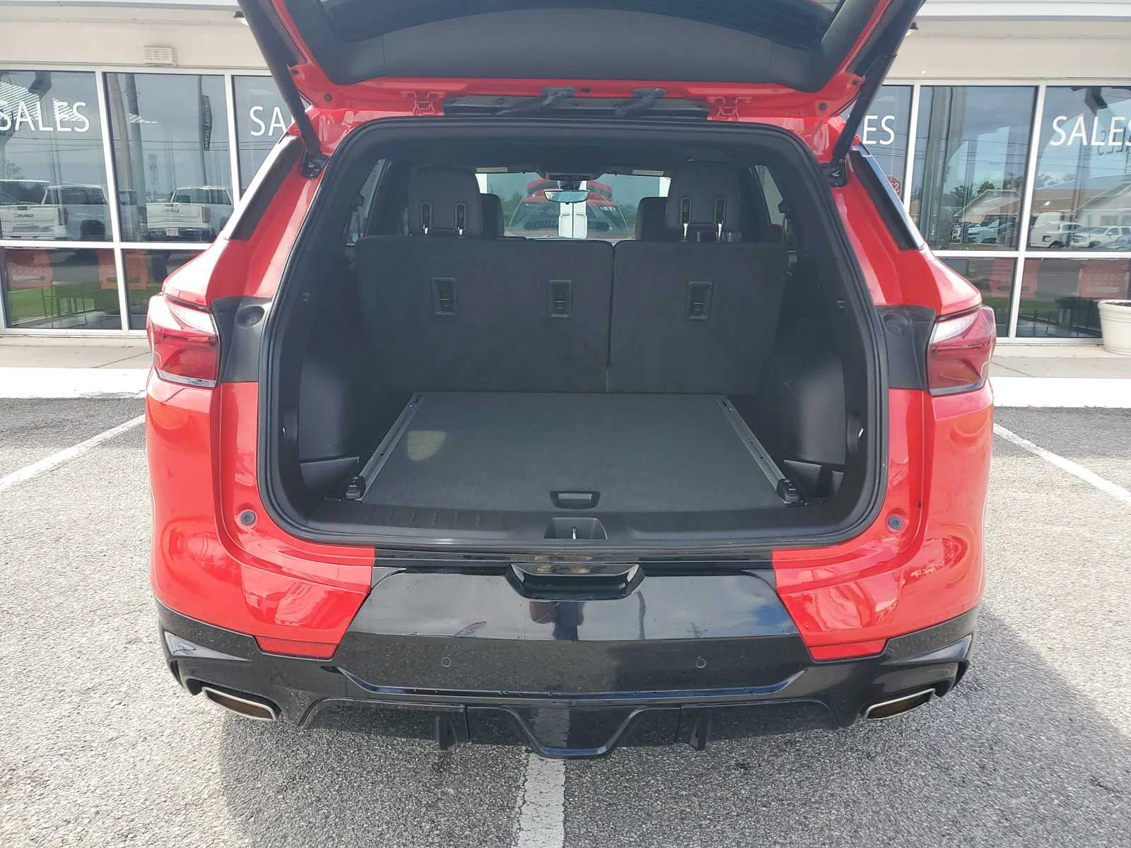 Used 2019 RED HOT Chevrolet RS image 6