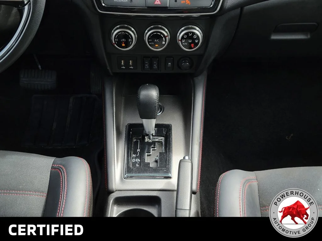 Used 2024  Mitsubishi  image 23