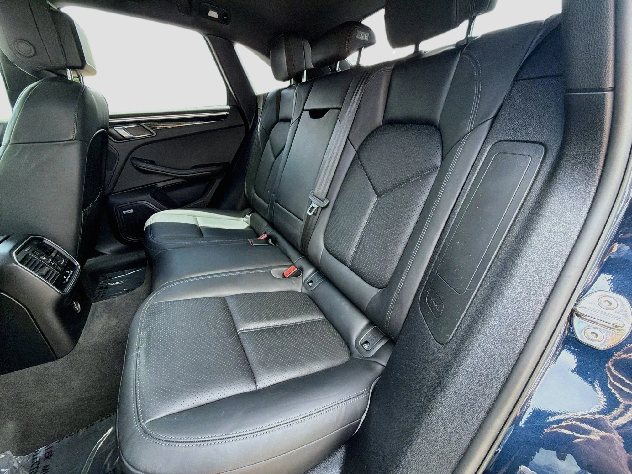 Used 2019 Blue Porsche Base image 20