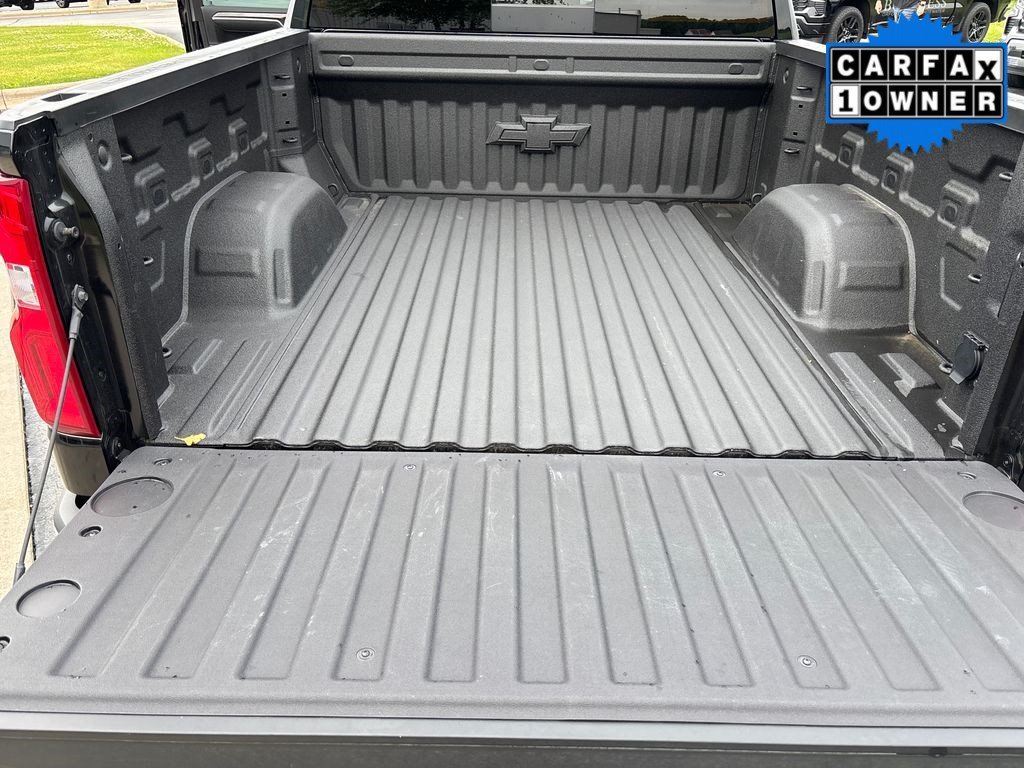 Used 2025 Black Chevrolet LTZ image 30