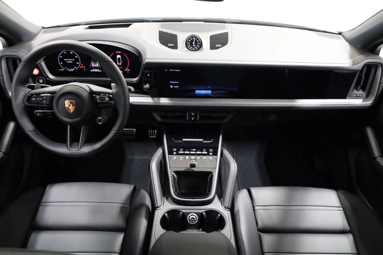 New 2026 White Porsche Coupe image 26
