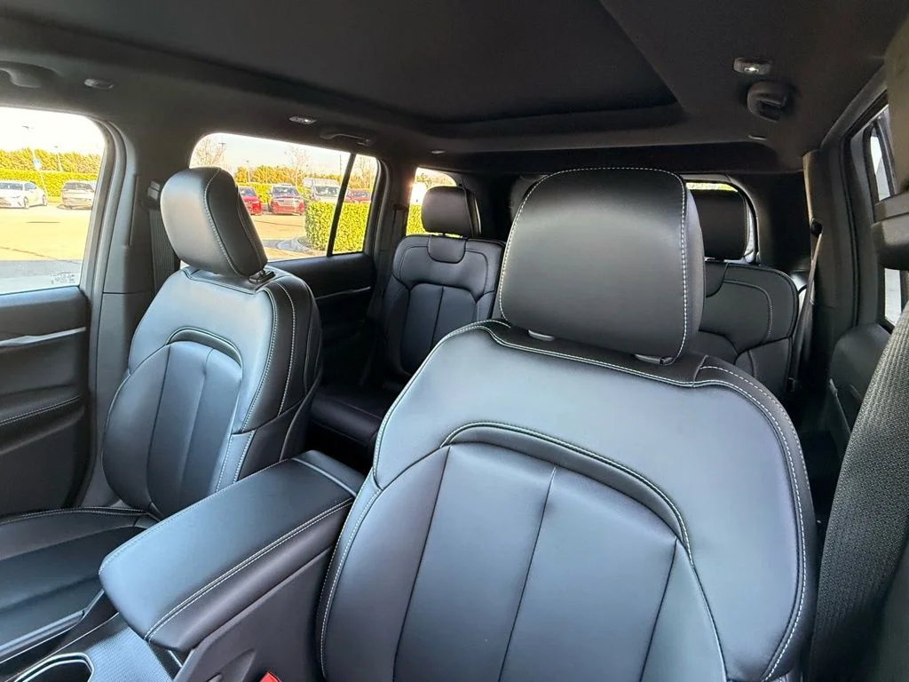 New 2026 Steel Blue Exterior Paint Jeep Limited image 23