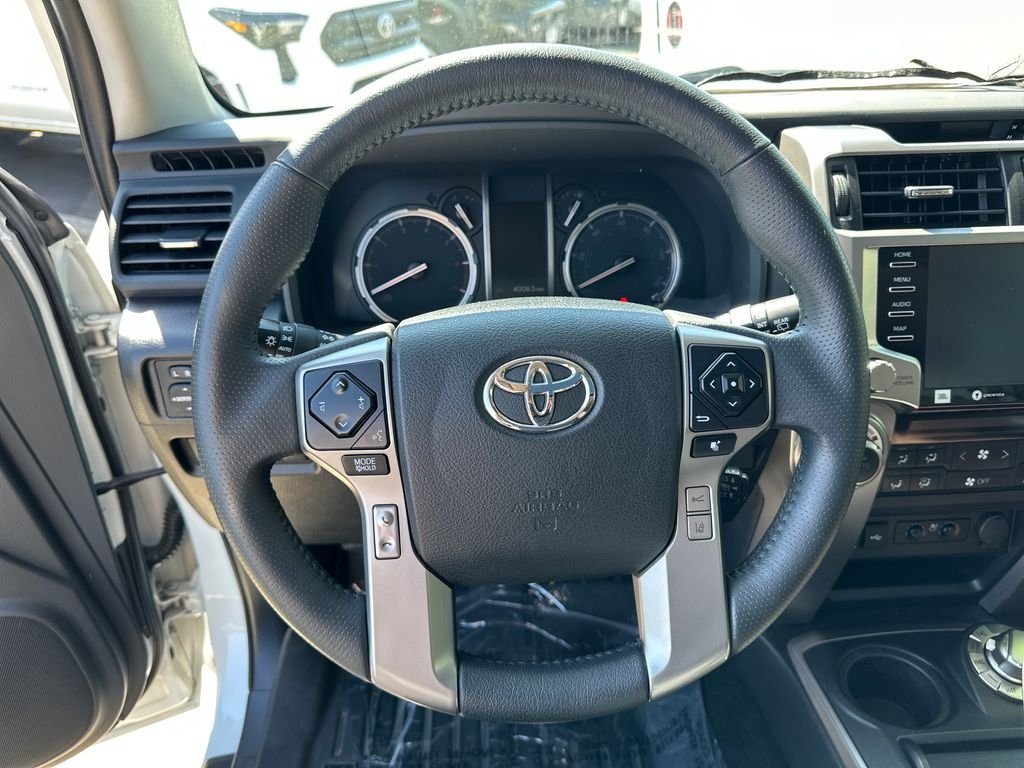 Certified Used 2022 Blizzard Pearl Toyota Limited image 18