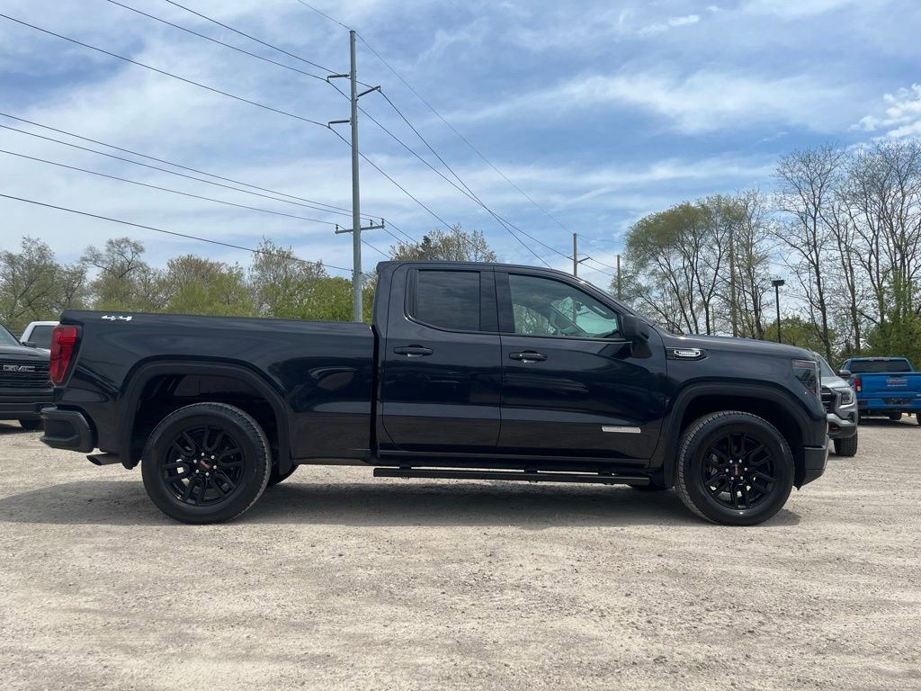 Used 2026 Titanium Rush Metallic GMC Elevation image 6