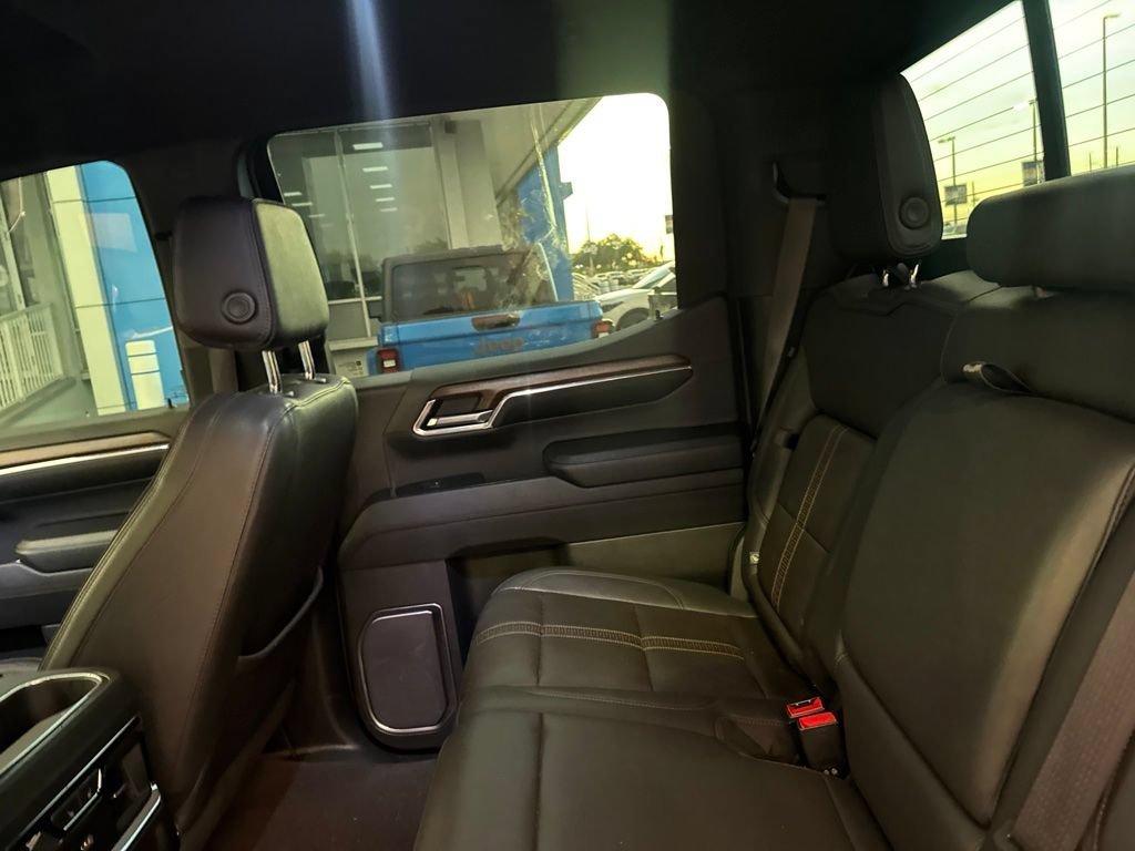 Used 2024 Black Chevrolet High Country image 14