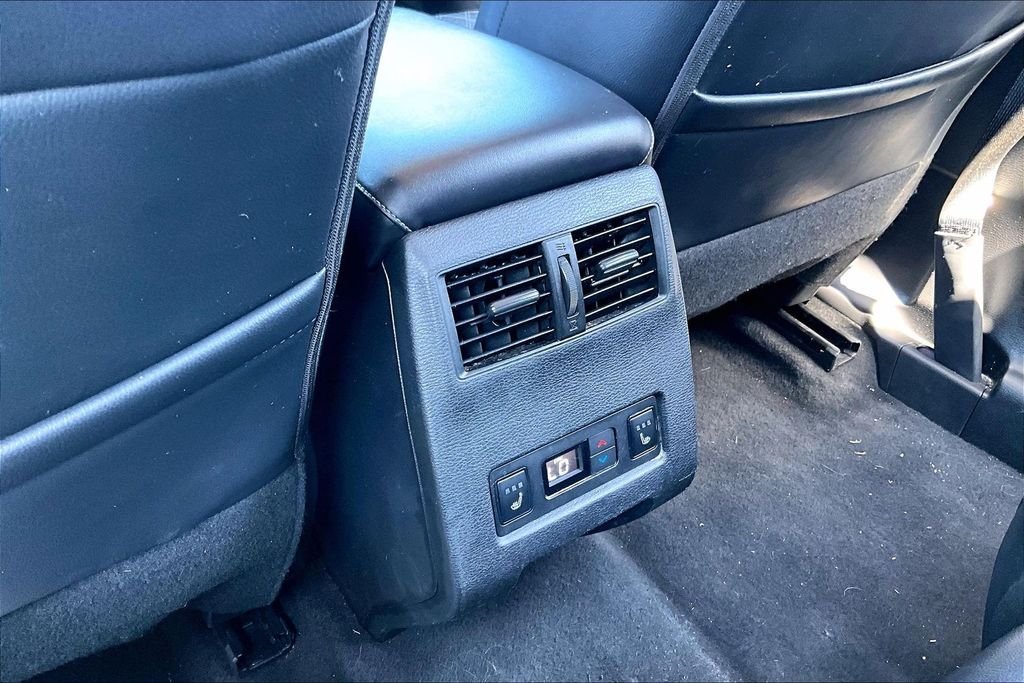 Used 2024 Red Mitsubishi SEL image 23