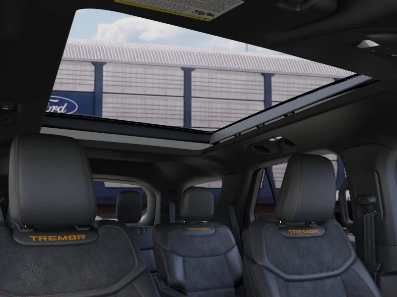 New 2026 Star White Metallic Tri-Coat Ford Tremor® image 22