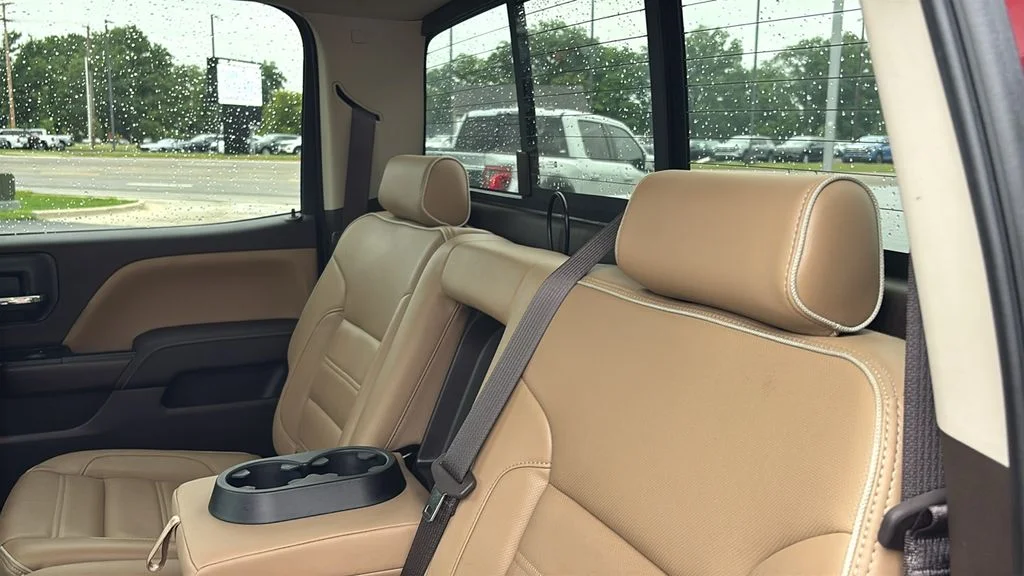 Used 2017 Red GMC Denali image 27