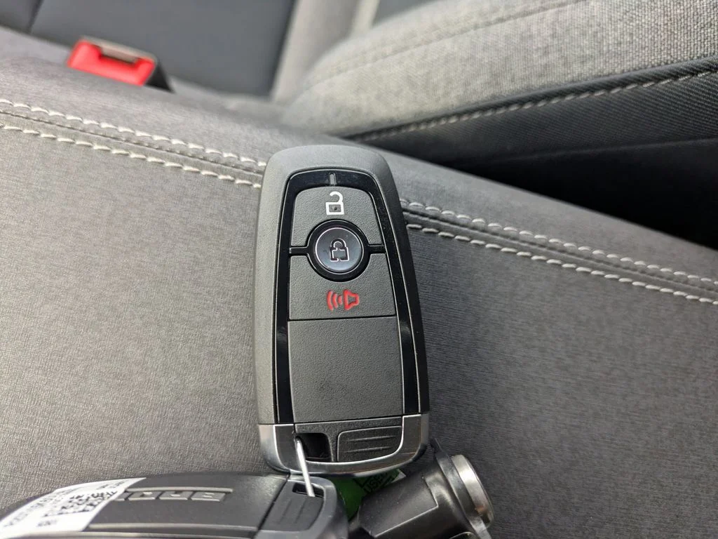 New 2026 Avalanche Gray Ford Base image 28