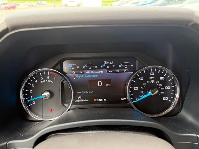 Used 2018 Red Ford XLT image 28