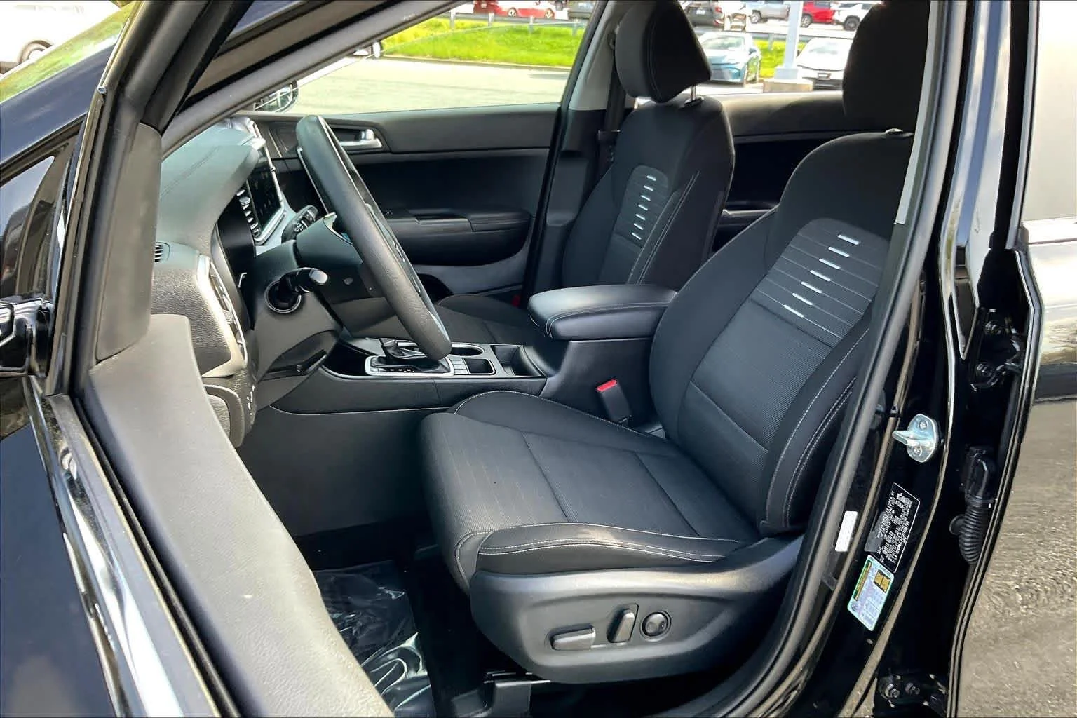 Used 2022 Black Cherry Kia LX image 14