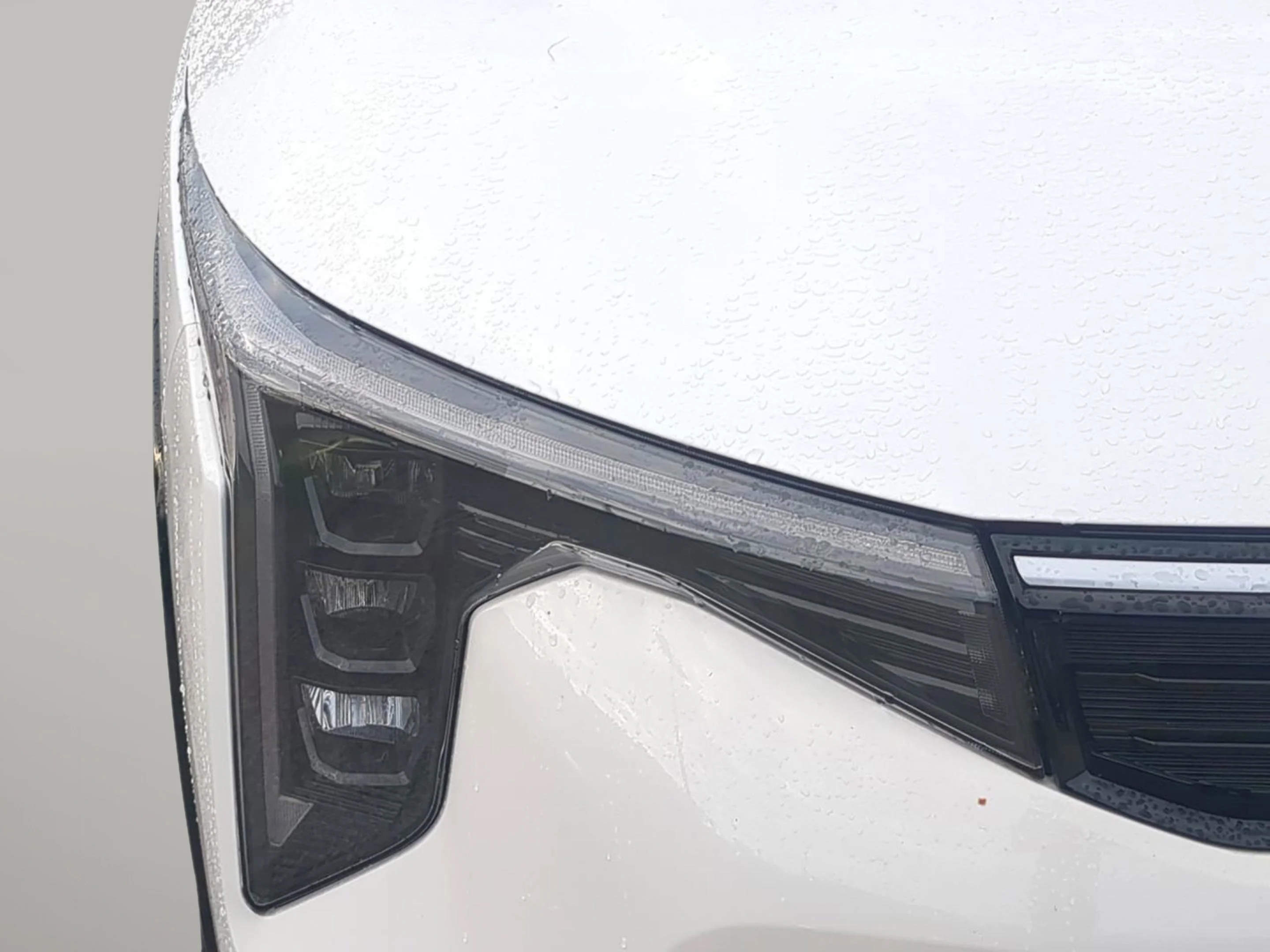New 2026 Snow White Pearl Kia GT-Line image 10